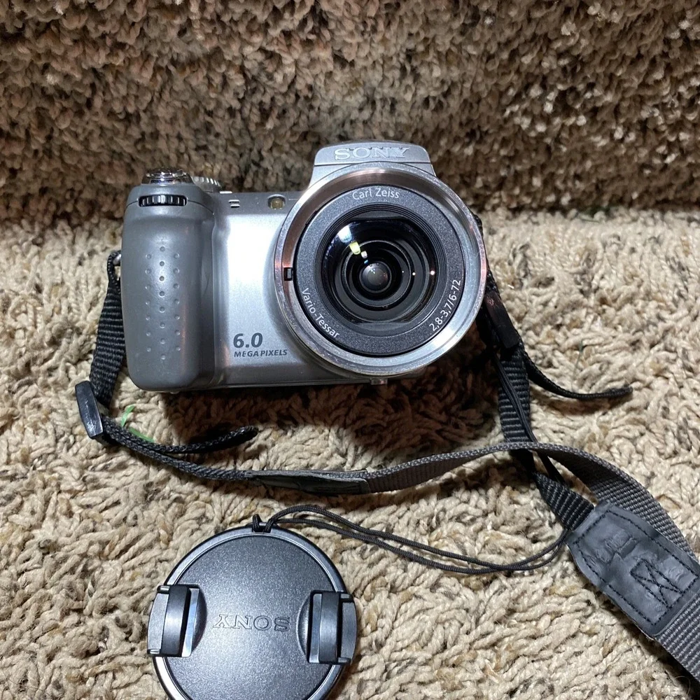 Sony Cyber-shot DSC-H2 6.0MP Digital Camera Silver 12x Optical Zoom Tested